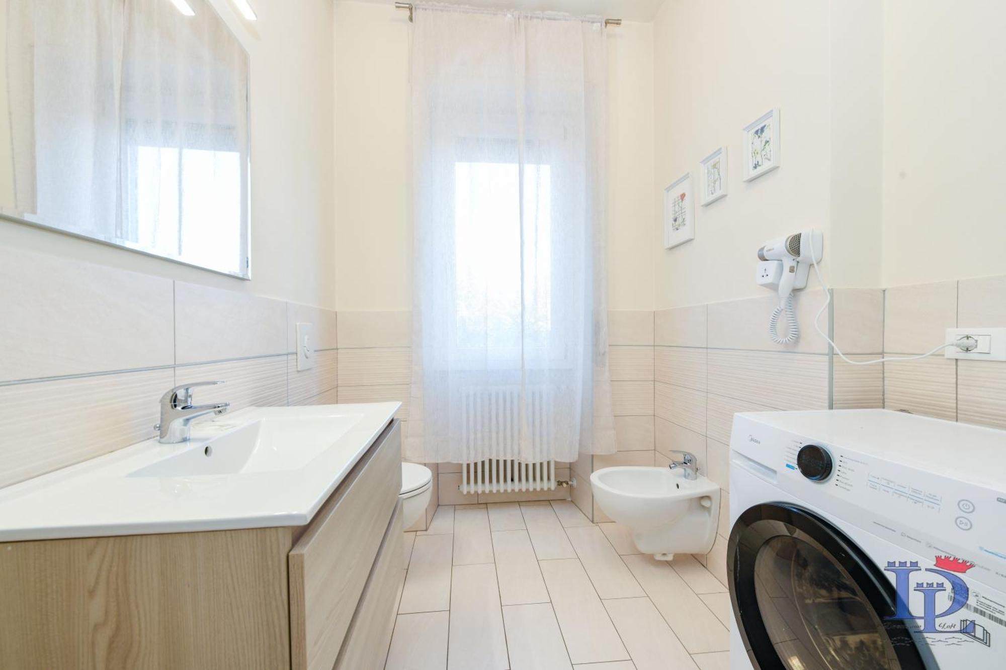 Ferienwohnung DesenzanoLoft A Casa Di Sara Desenzano del Garda Exterior foto